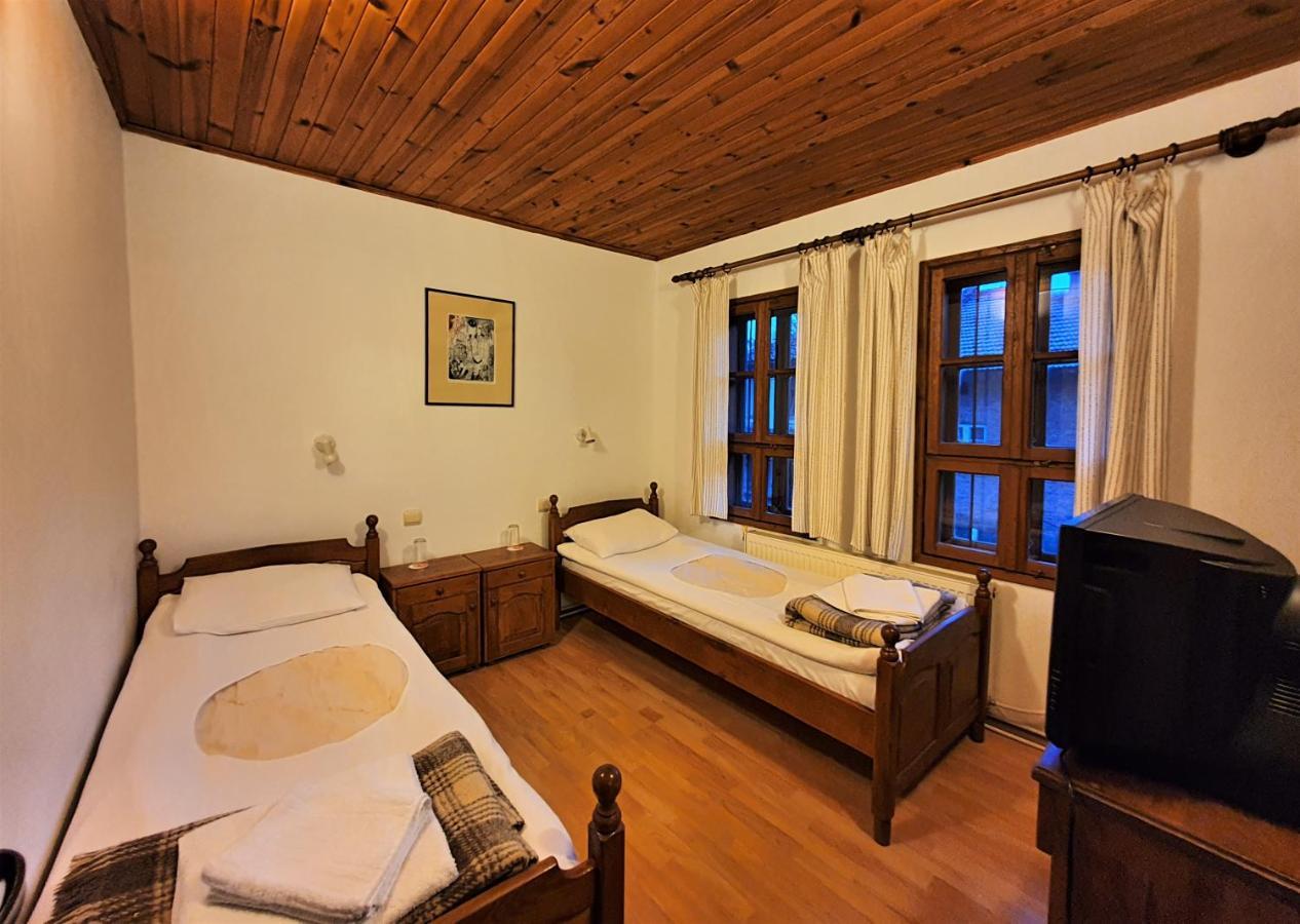Yakovtsi Inn ภายนอก รูปภาพ