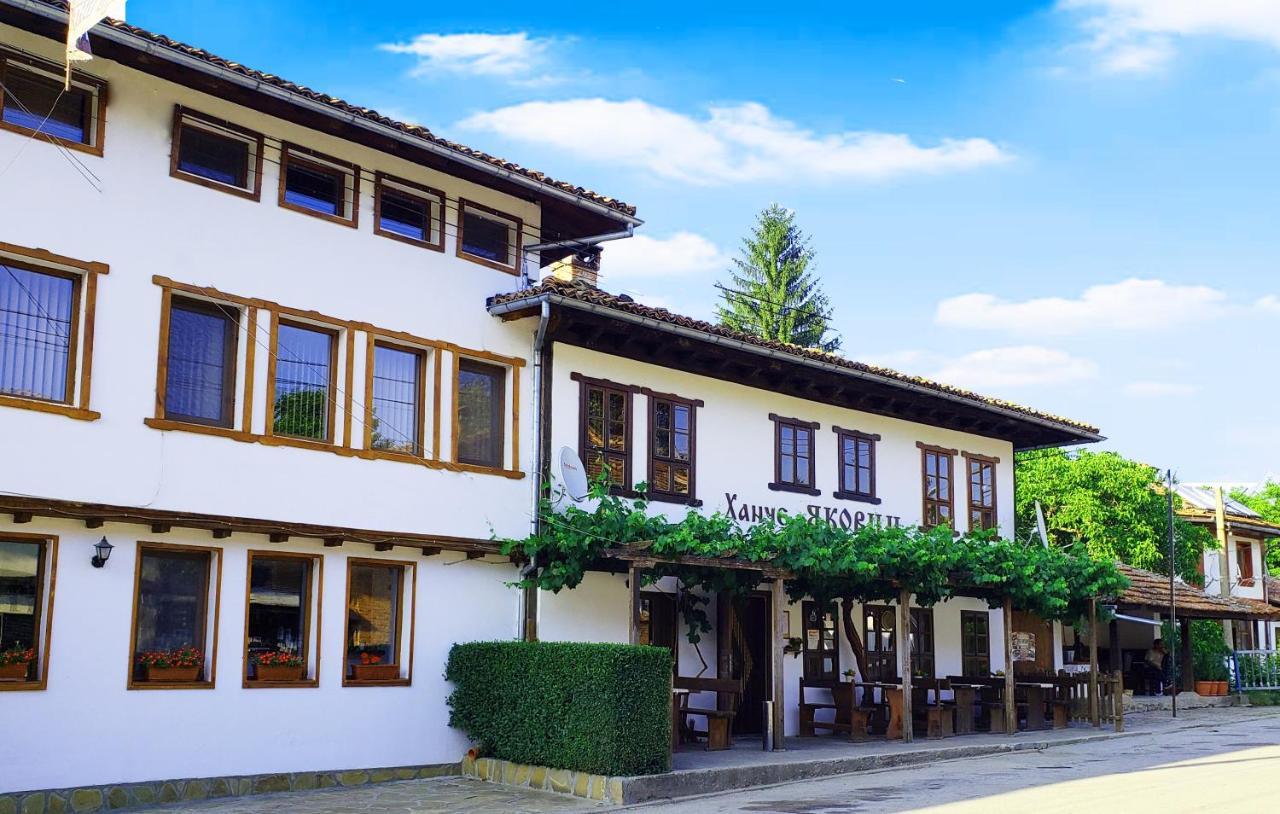 Yakovtsi Inn ภายนอก รูปภาพ